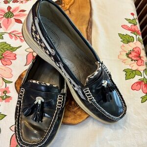 Sperry Black Patent Leather Boat Shoes with Tassels,and checkered Trim. size 8